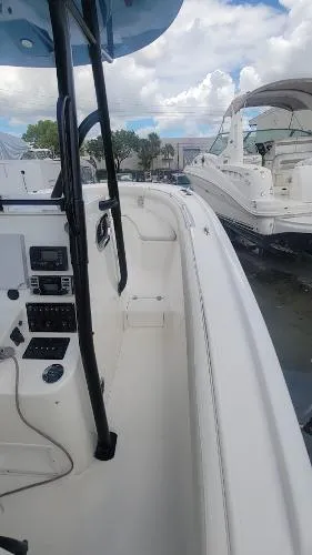 Slide: The Image of Buddy Davis 28 Center Console 2006 - 9