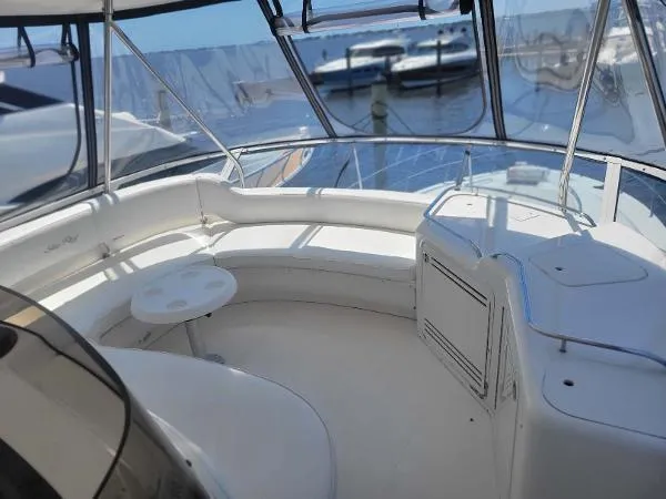 Slide: The Image of Sea Ray 560 Sedan Bridge 2004 - 3