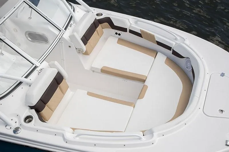 Slide: The Image of Edgewater 248 CX 2018 - 2