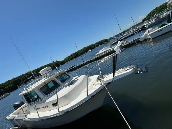 Slide: The Image of Parker Marine 2320 SL Sport Cabin 2009 - 6