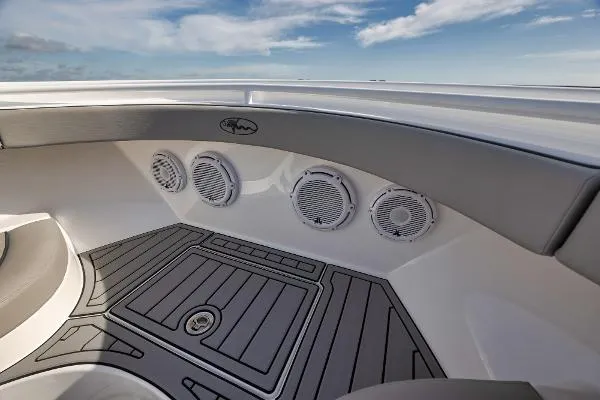 Slide: The Image of Valhalla Boatworks V-46 2024 - 10