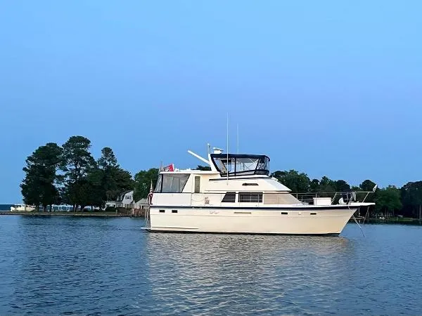 Slide: The Image of Hatteras 43 Motor Yacht 1986 - 0