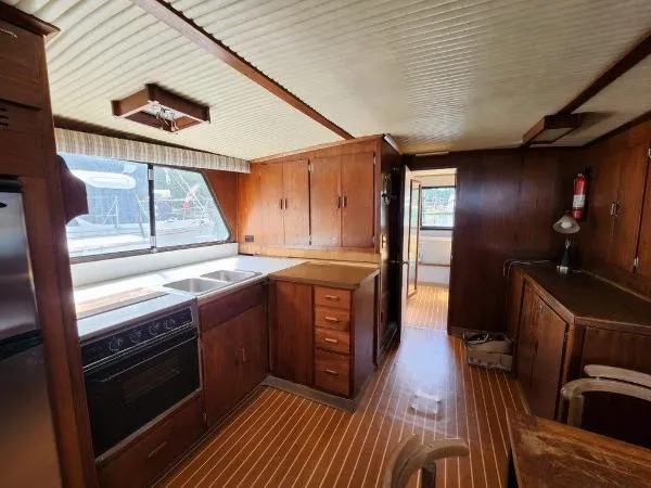 Slide: The Image of Blue Water 51 Coastal Cruiser 1985 - 3