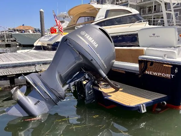 Slide: The Image of Vanquish Bristol Harbor 23 CC 2019 - 6