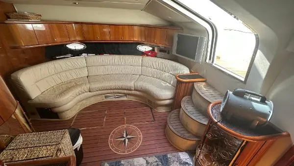 Slide: The Image of Sunseeker Camargue 44 2000 - 4