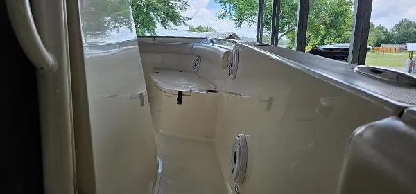 Slide: The Image of Pursuit C 260 Center Console 2014 - 10