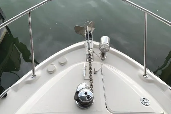 Slide: The Image of Sea Ray 320 Sundancer 2005 - 10