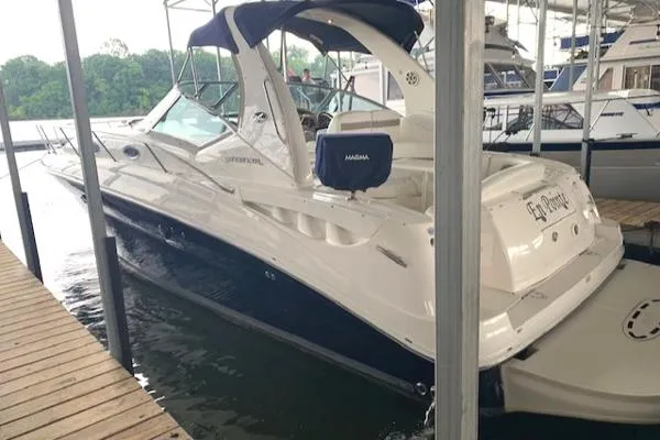 Slide: The Image of Sea Ray 320 Sundancer 2005 - 6