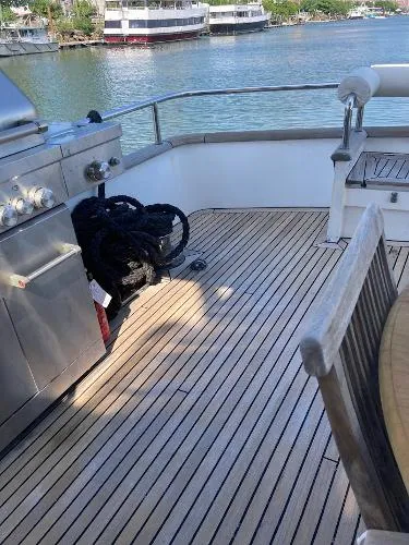 Slide: The Image of Hakvoort 70 Motoryacht Pilothouse 1991 - 6