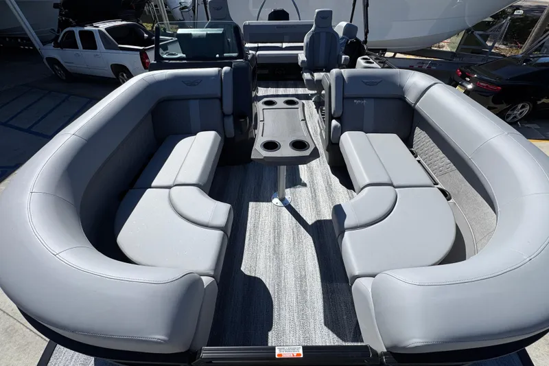 Slide: The Image of 2026 Bennington 22 MSB pontoon boat with spacious seating and modern design. - 15