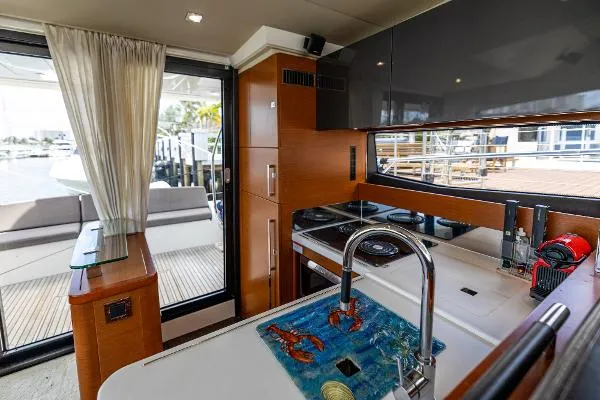 Slide: The Image of Prestige 500 2016 - 6