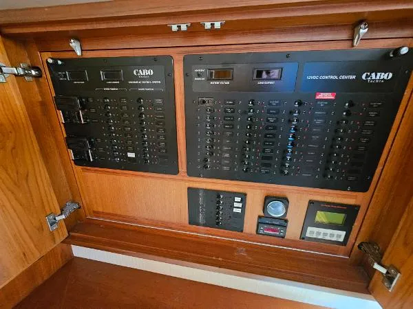 Slide: The Image of Cabo 36 Express 2010 - 5