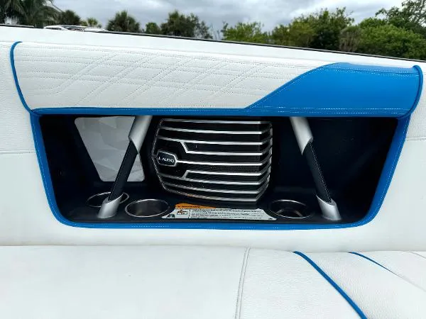 Slide: The Image of Nautique Super Air Nautique G25 2018 - 4