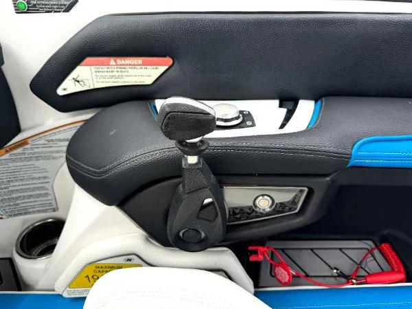 Slide: The Image of Nautique Super Air Nautique G25 2018 - 9