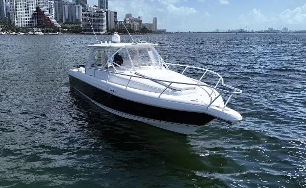 Slide: The Image of Intrepid 390 Sport Yacht 2009 - 1