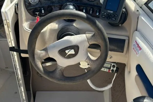 Slide: The Image of Stingray 22 Cuddy 2001 - 2