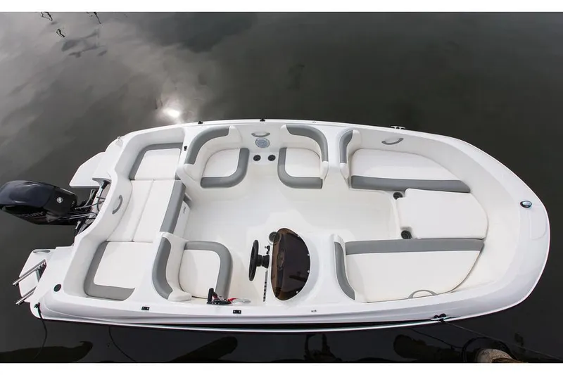 Slide: The Image of Bayliner Element E16 2019 - 6