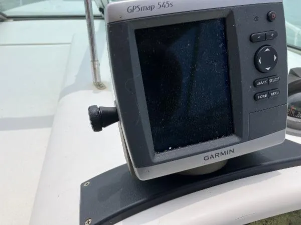 Slide: The Image of Sea Ray 270 Sundancer 2000 - 11