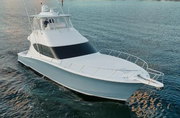 Slide: The Image of Hatteras GT54 2018 - 0