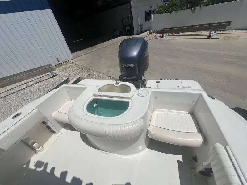 Slide: The Image of NauticStar 2200 Offshore 2011 - 4