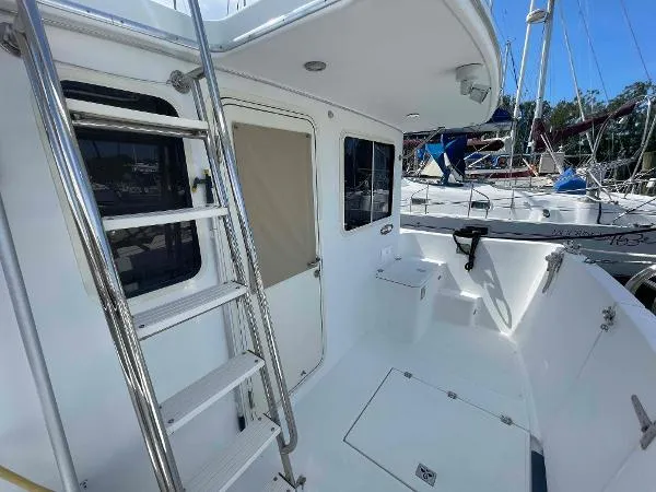 Slide: The Image of American Tug Pilothouse 2002 - 1