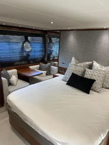 Slide: The Image of Sunseeker Predator 57 2017 - 4