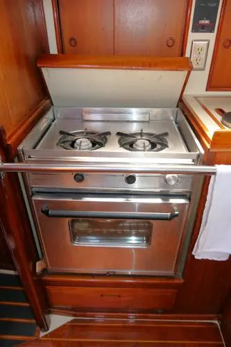 Slide: The Image of Ericson 34-2 1990 - 10