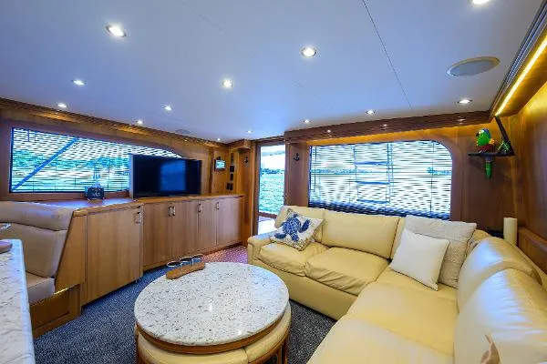 Slide: The Image of Hatteras 60 Convertible 2001 - 10