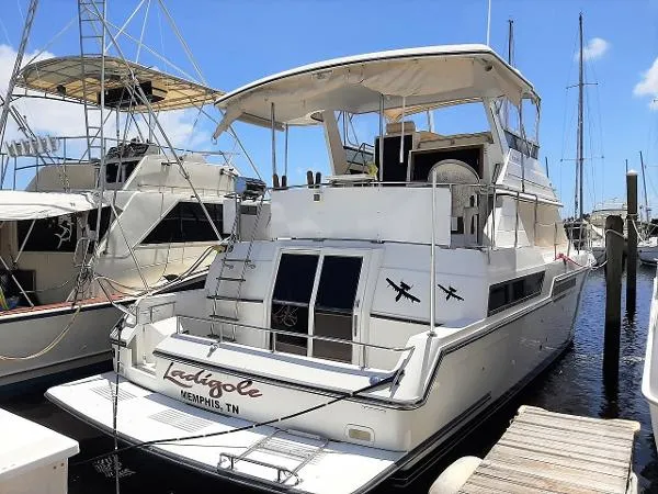 Slide: The Image of Carver Yachts 430 Cockpit Motor Yacht 1991 - 4