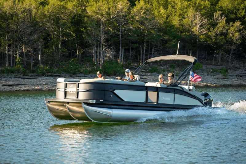The Image of Barletta Cabrio 22 U 2026 pontoon boat on a lake. - 0