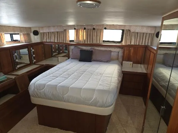 Slide: The Image of Californian 48 Motoryacht 1990 - 10