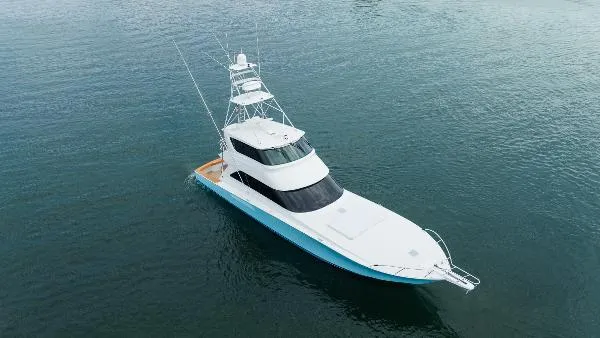 Slide: The Image of Viking 74 Enclosed Bridge 2005 - 4