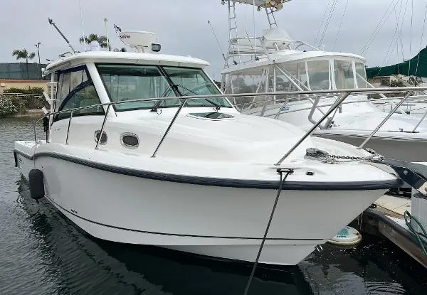 Slide: The Image of Boston Whaler 315 Conquest 2015 - 1
