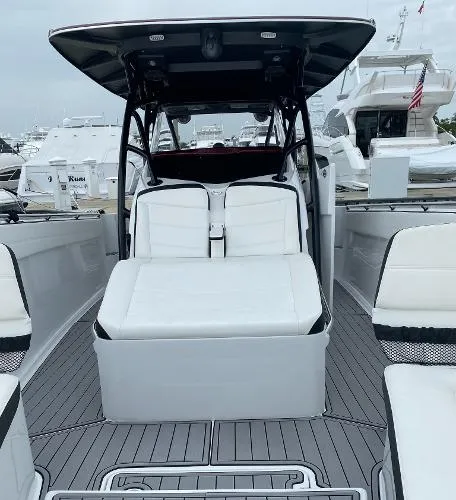 Slide: The Image of Nor-Tech 390 Sport Center Console 2020 - 11