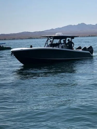 Slide: The Image of Nor-Tech 390 Sport Center Console 2020 - 6