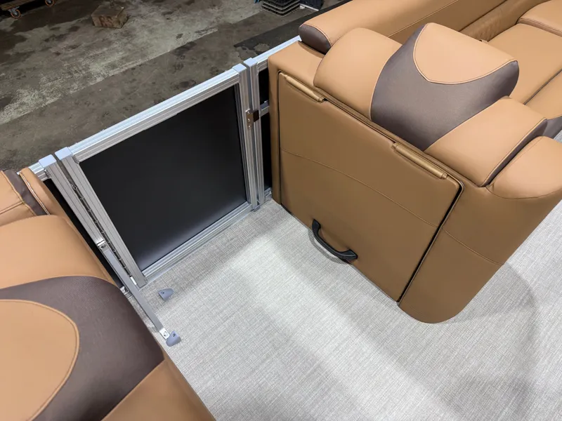 Slide: The Image of Tahoe LTZ 200HP Elite 2385 Tritoon 2026 - 26