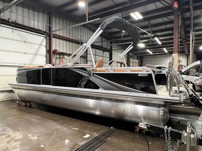 Slide: The Image of Tahoe LTZ 200HP Elite 2385 Tritoon 2026 - 32