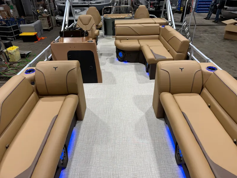 Slide: The Image of Tahoe Sport 200HP Rear Fish 2385 Tritoon 2026 - 2