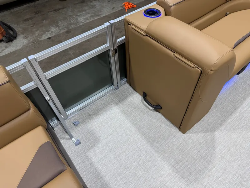 Slide: The Image of Tahoe Sport 200HP Rear Fish 2385 Tritoon 2026 - 29