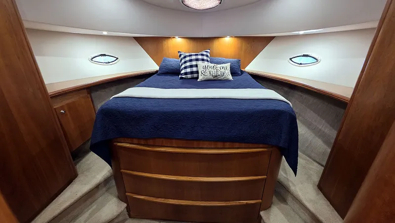 Slide: The Image of Master Stateroom Forward - 21