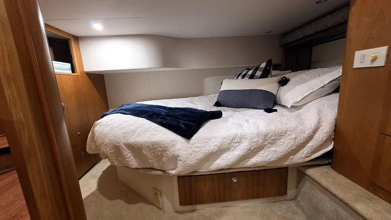 Slide: The Image of Guest Stateroom Aft - 26