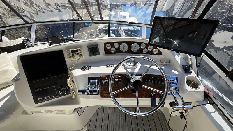 Slide: The Image of Flybridge Helm - 30