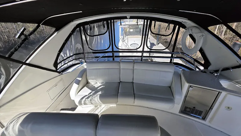 Slide: The Image of Flybridge Aft - 34