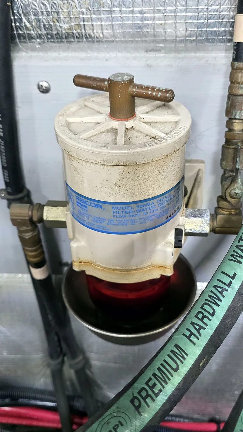 Slide: The Image of Generator Fuel Filtration - 44