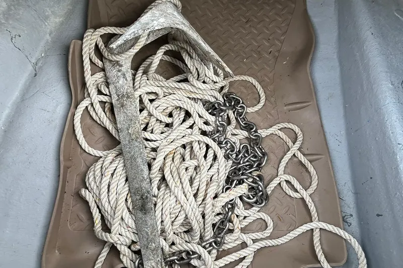 Slide: The Image of Anchor with rope and chain on a Transcat 200 SVT boat, 2022 model. - 30
