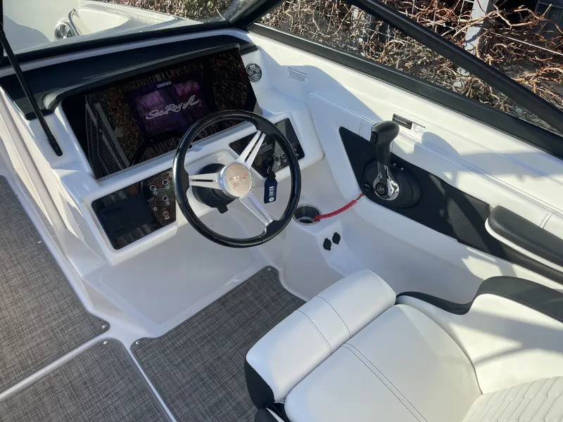 Slide: The Image of Sea Ray SPX 190 2021 - 5