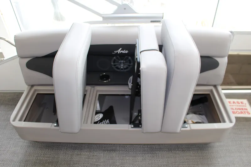 Slide: The Image of Barletta Aria A22F 2025 - 27