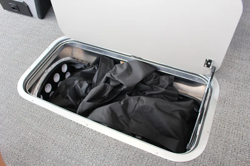 Slide: The Image of Barletta Aria A22F 2025 - 28