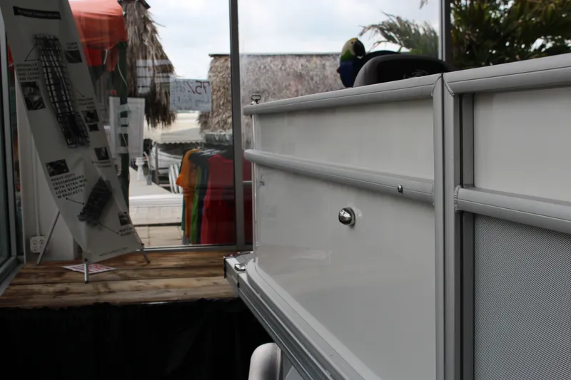 Slide: The Image of Barletta Aria A22F 2025 - 7