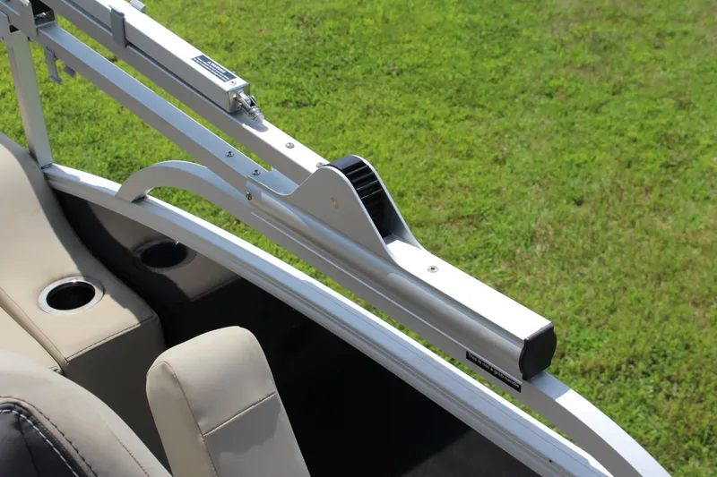 Slide: The Image of Barletta Aria A24UC 2024 - 30